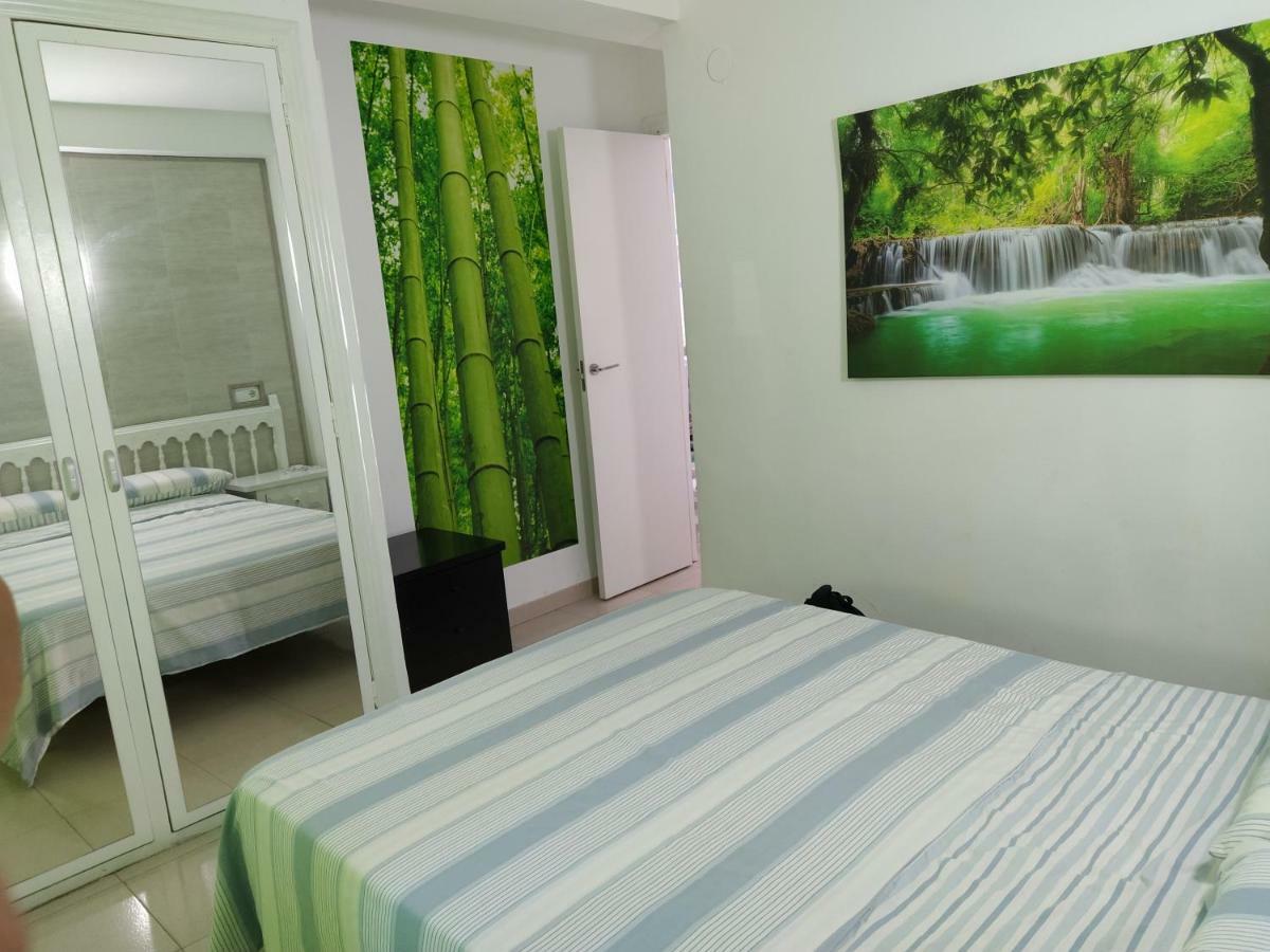 Apartamento Primera Linea De Mar Hospitalet De L'Infant Exterior foto